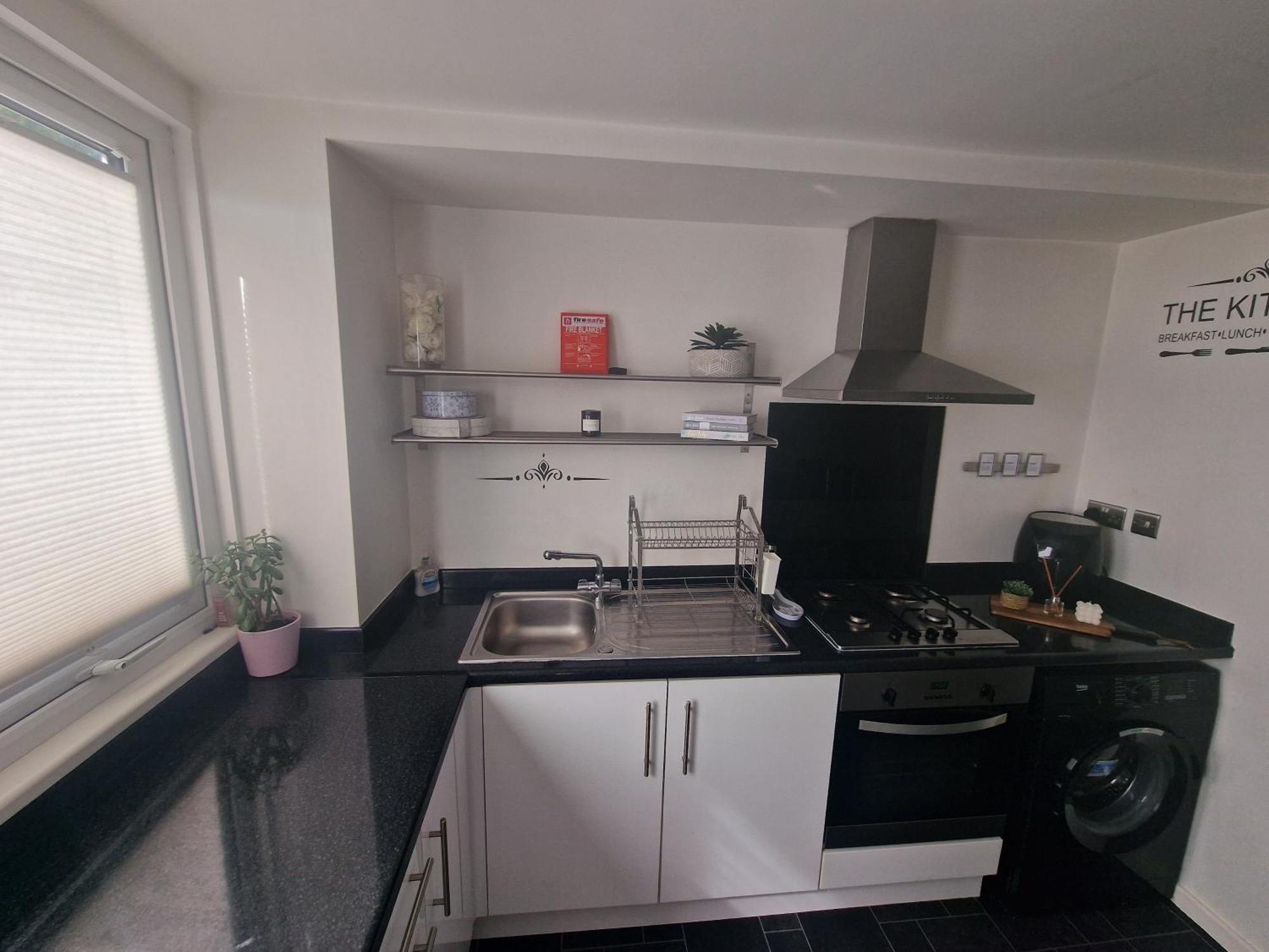 Апартаменты Stylish & Modern 2 Bed House With Free Parking Leeds Лидс Экстерьер фото